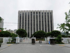 금융위원회, 탄소 감축을 넘어 신성장동력으로, 정부 1,000조원 투자로 K-GX 본격 가동